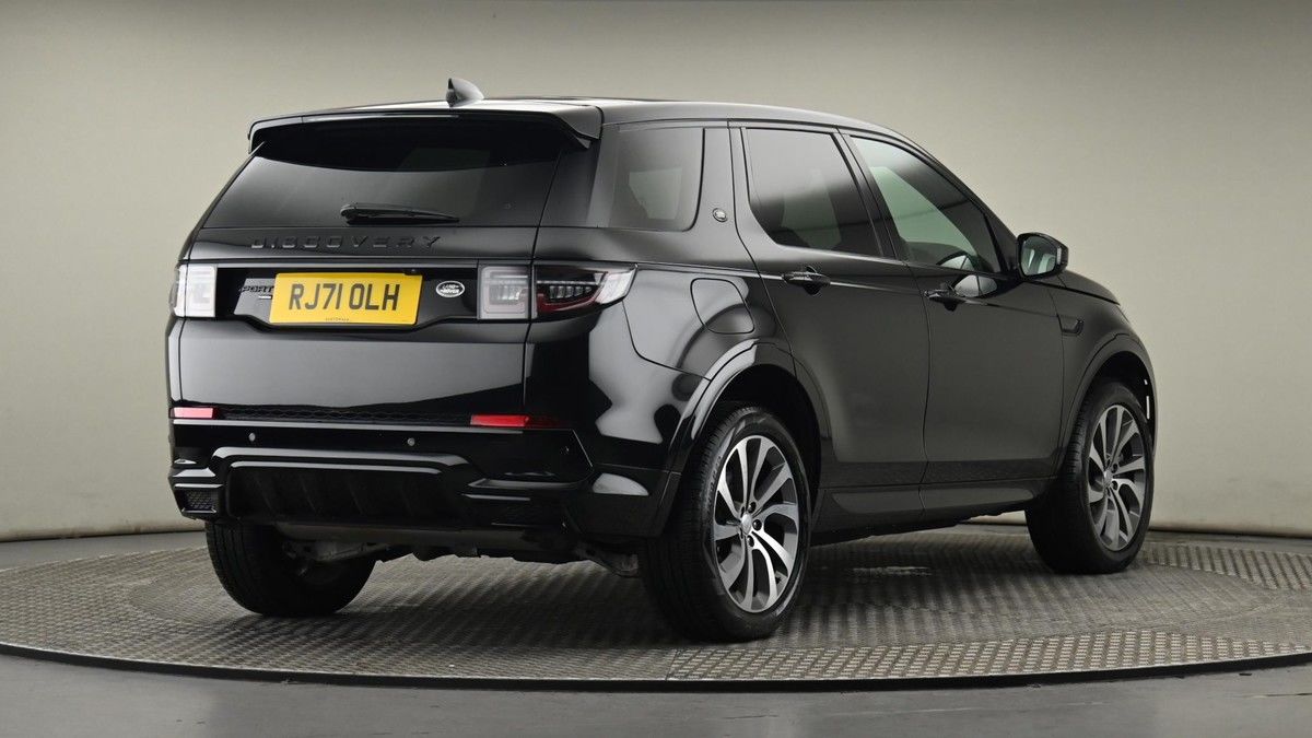 Land Rover Discovery Sport Image 26