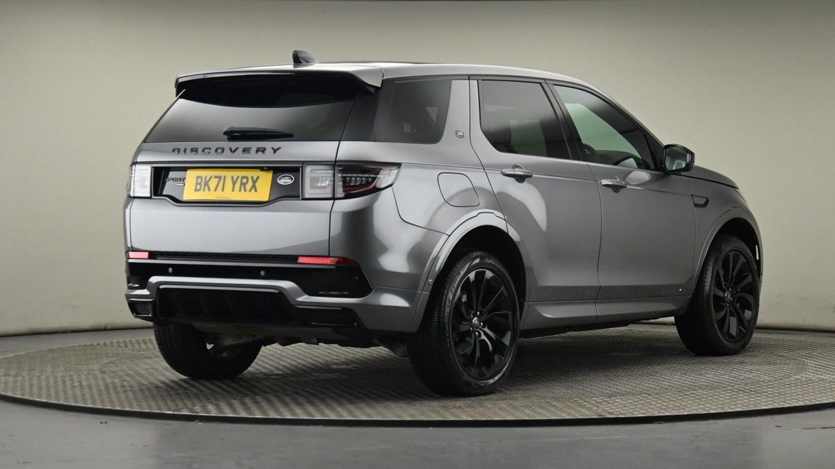 Land Rover Discovery Sport Image 26