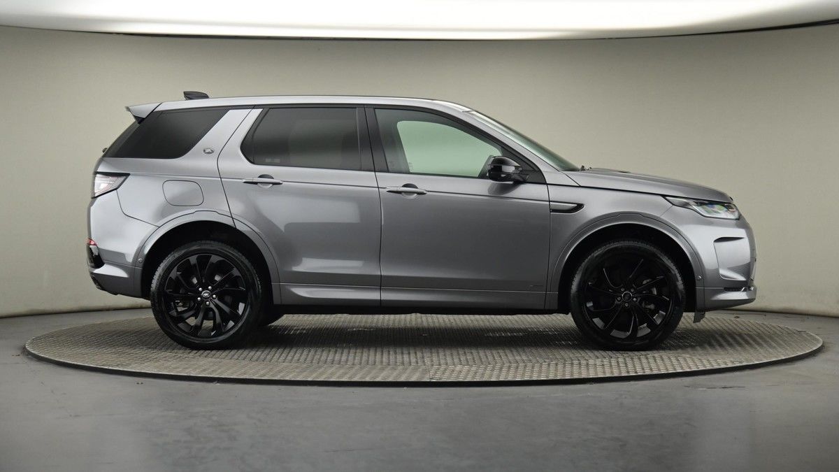 Land Rover Discovery Sport Image 27