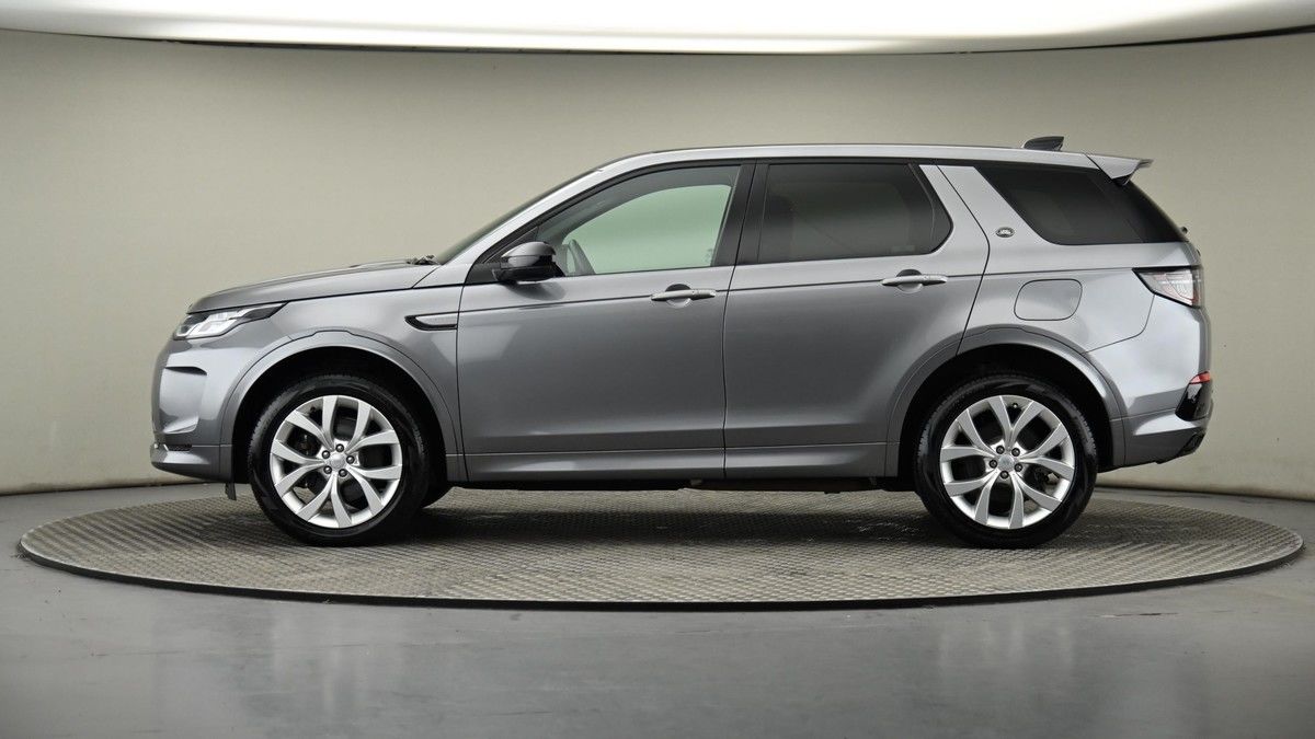 Land Rover Discovery Sport Image 23