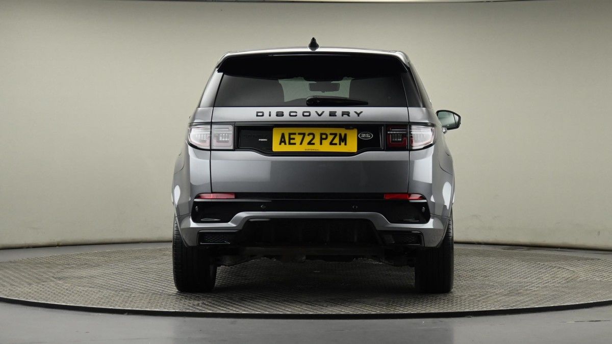 Land Rover Discovery Sport Image 25