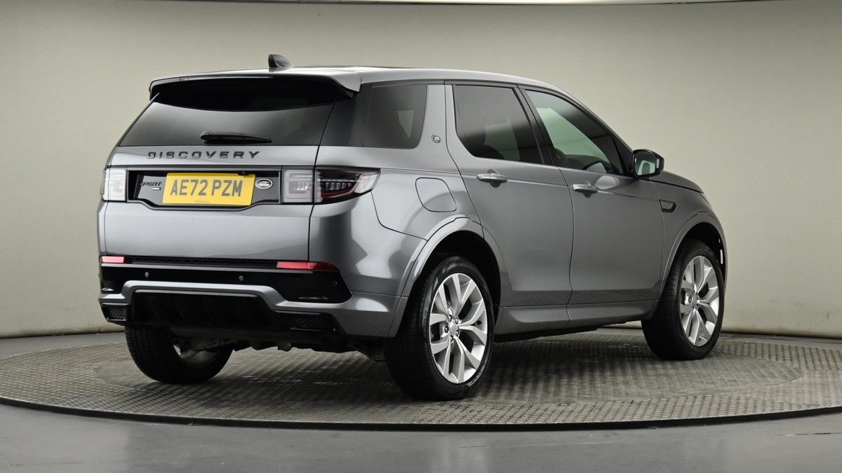 Land Rover Discovery Sport Image 26