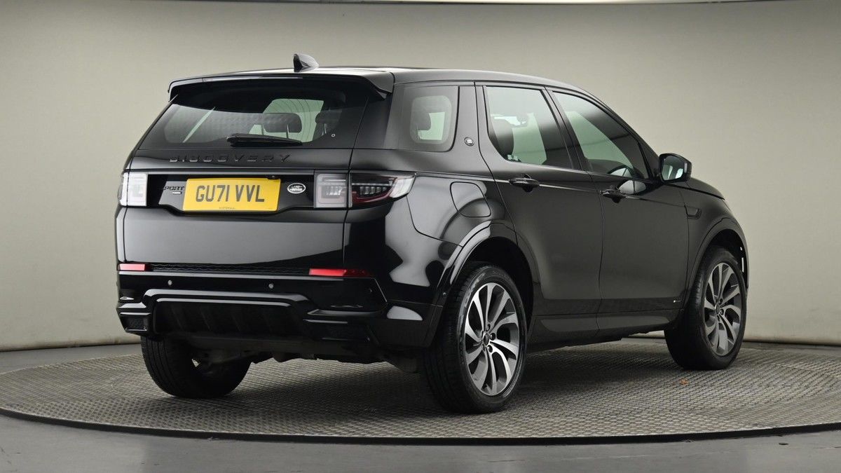 Land Rover Discovery Sport Image 26