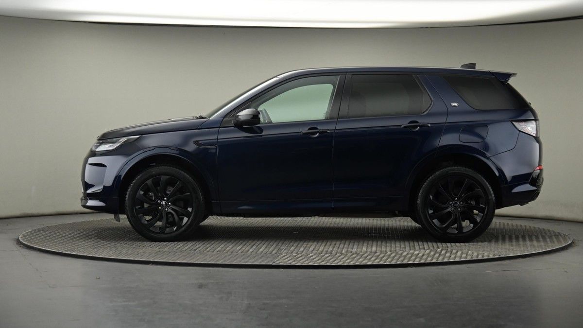 Land Rover Discovery Sport Image 23