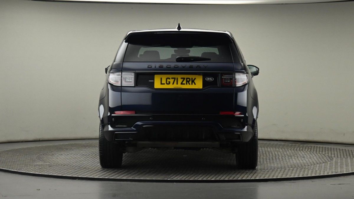 Land Rover Discovery Sport Image 25