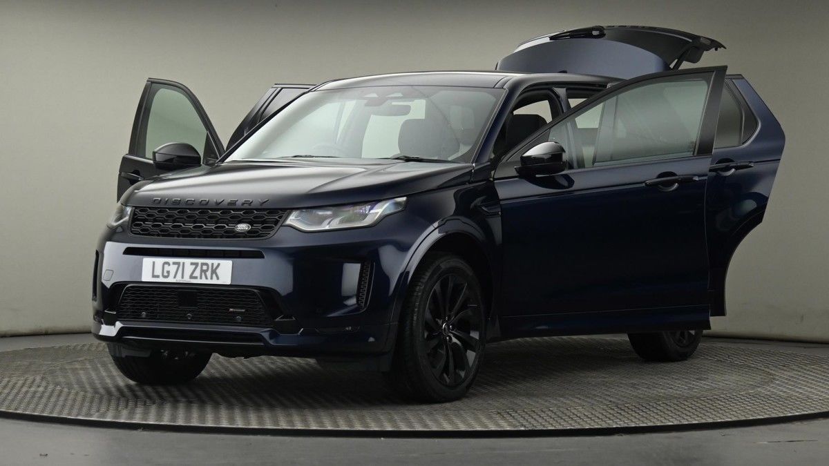 Land Rover Discovery Sport Image 28