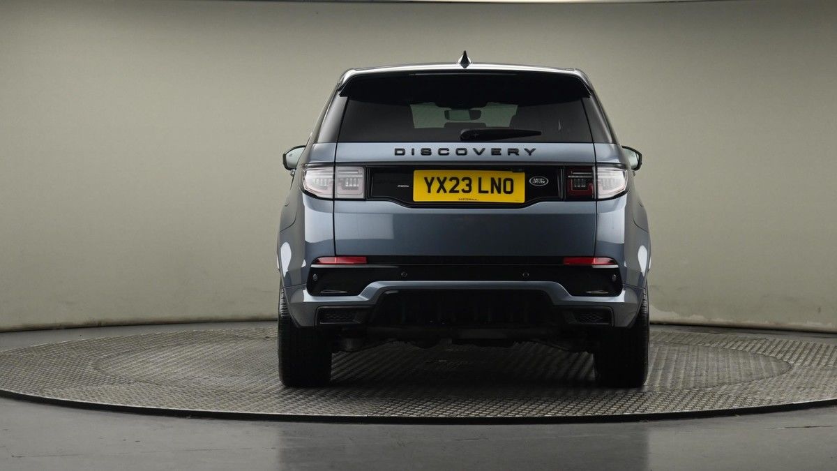 Land Rover Discovery Sport Image 25