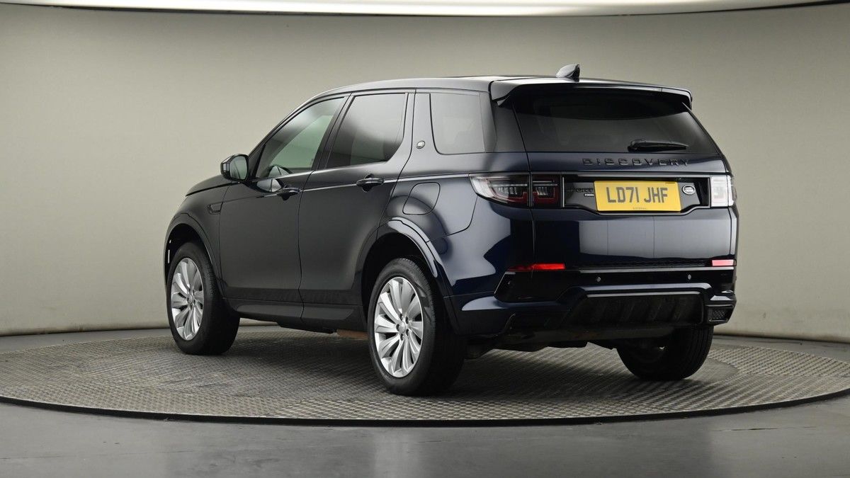 Land Rover Discovery Sport Image 24