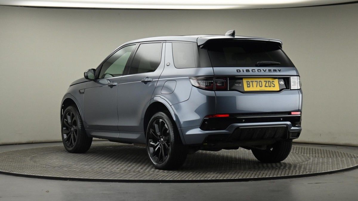 Land Rover Discovery Sport Image 24