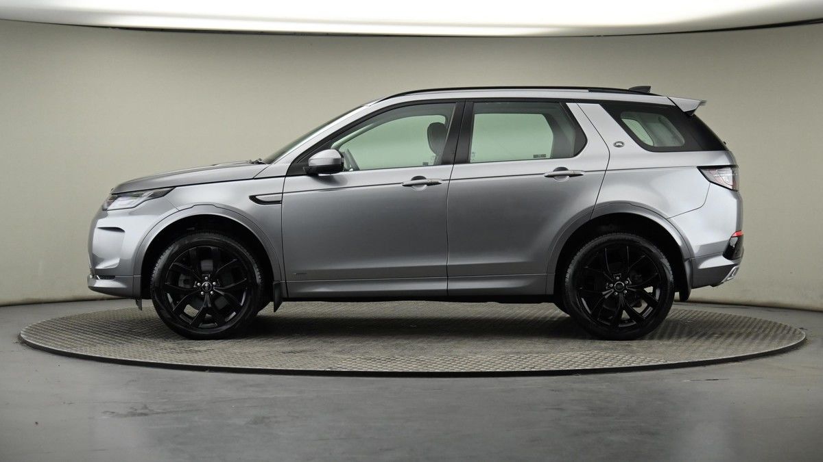 Land Rover Discovery Sport Image 22