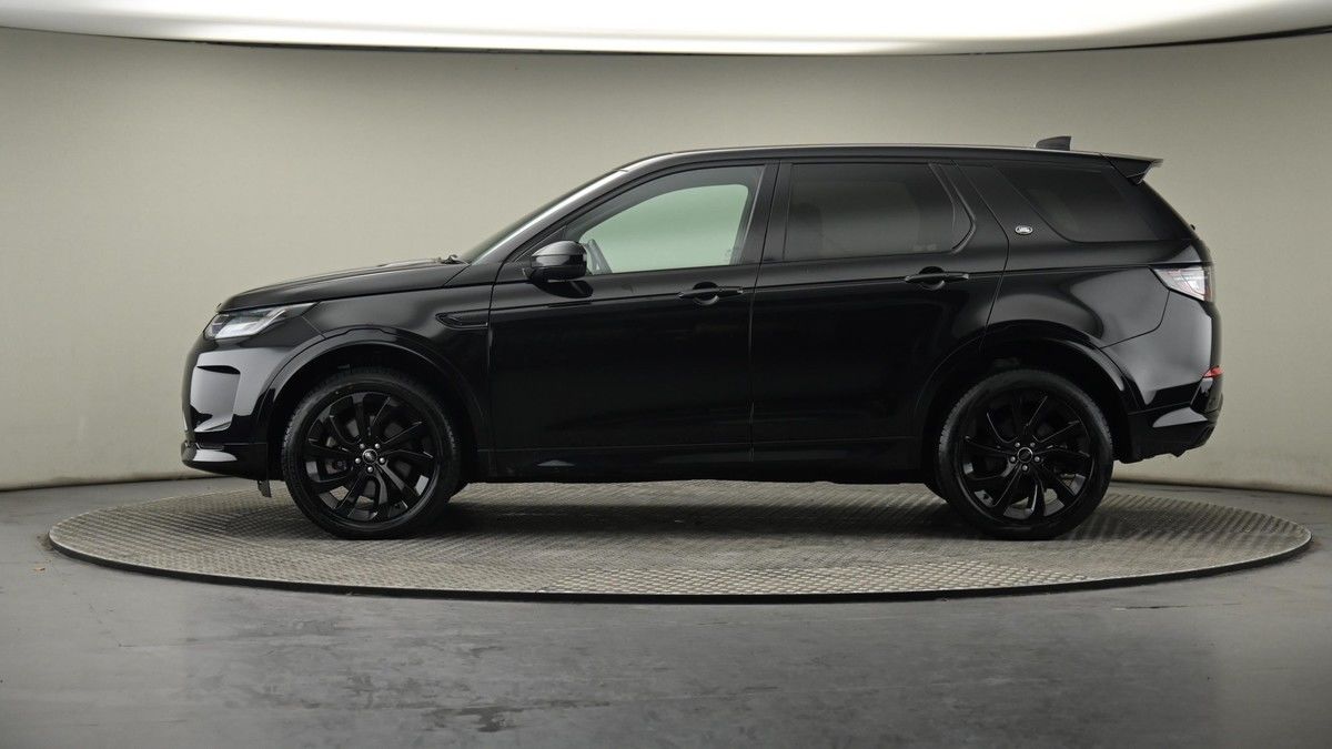 Land Rover Discovery Sport Image 23