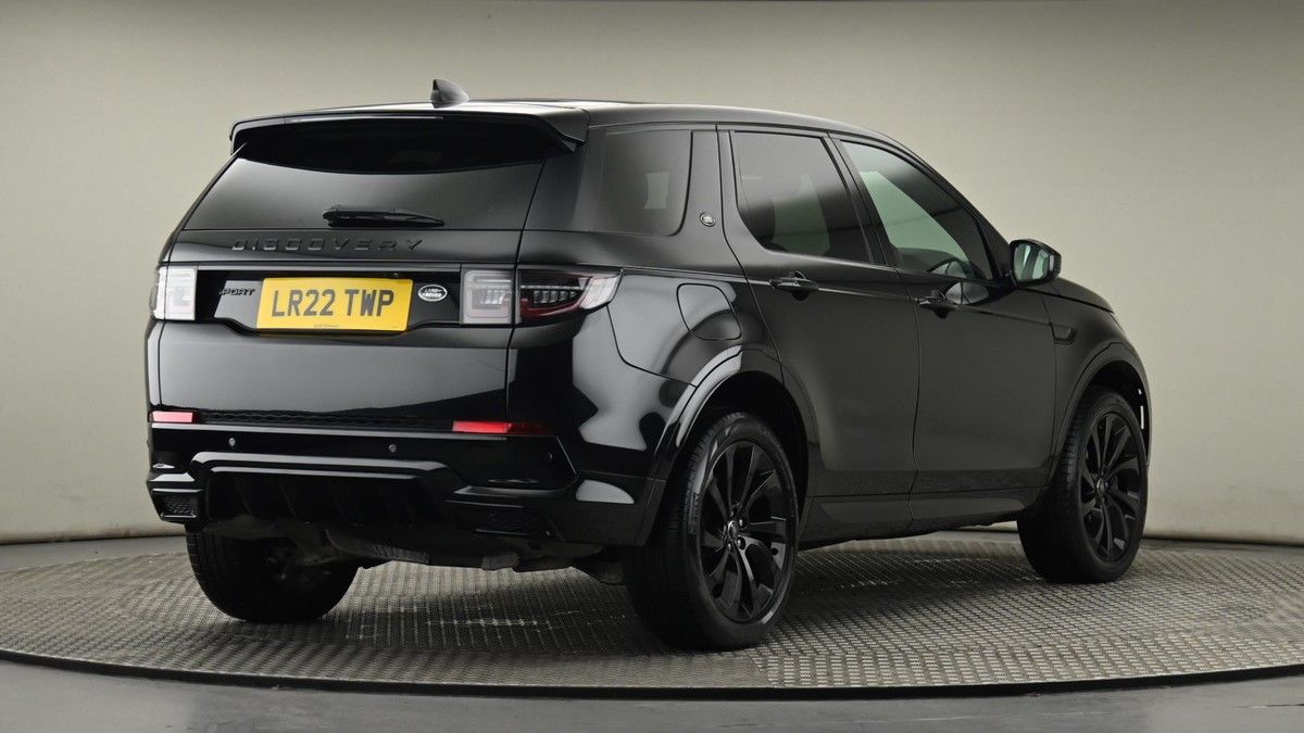 Land Rover Discovery Sport Image 26