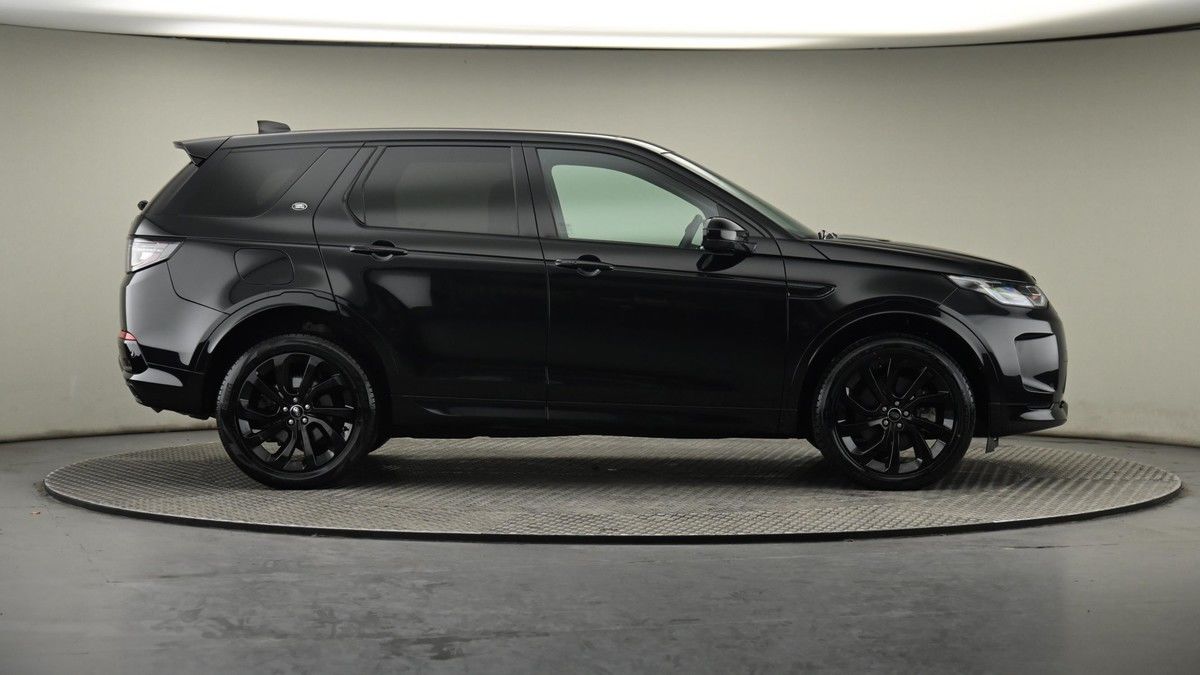 Land Rover Discovery Sport Image 27