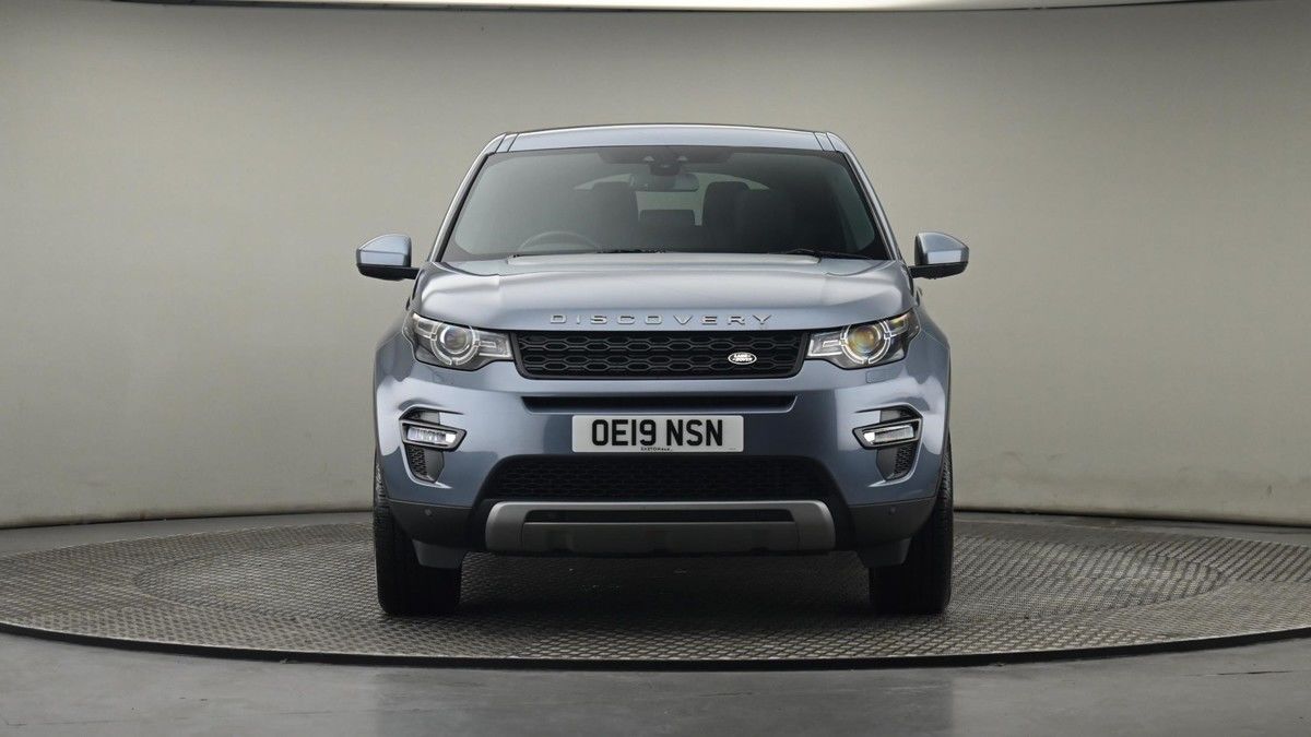 Land Rover Discovery Sport Image 21