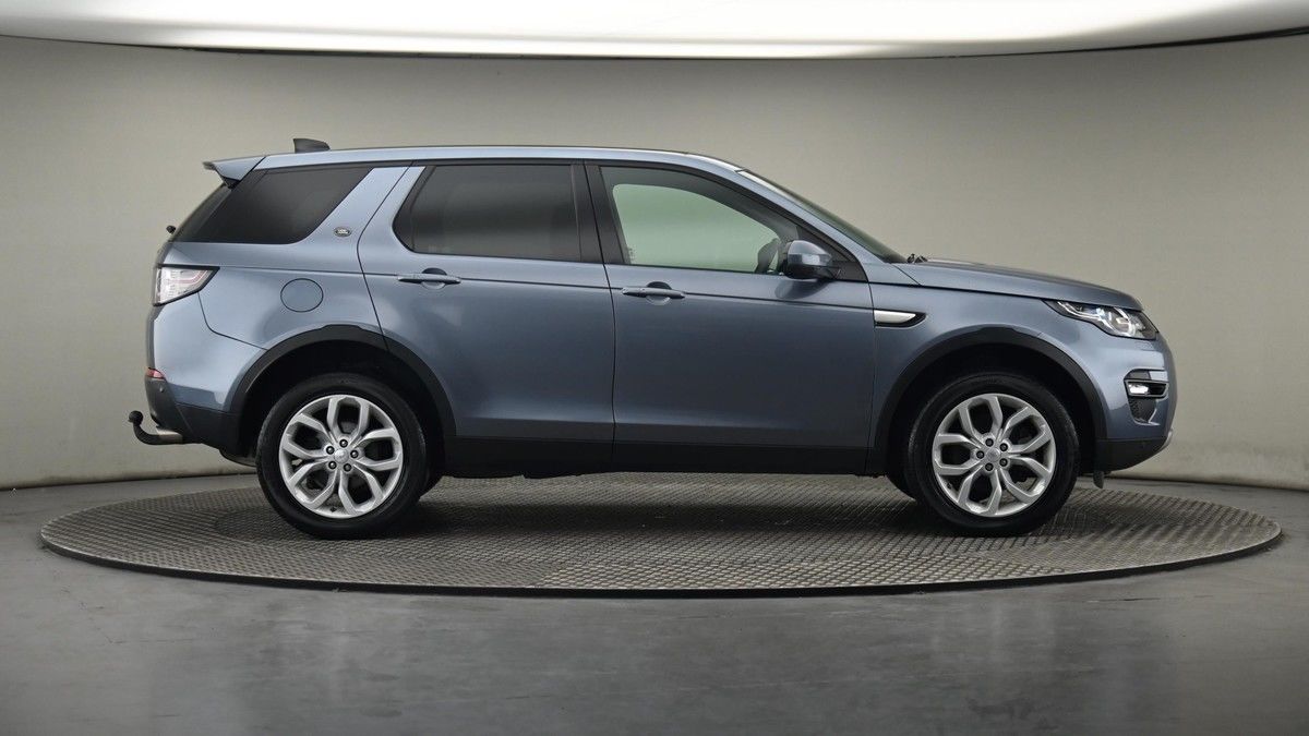 More views of Land Rover Discovery Sport