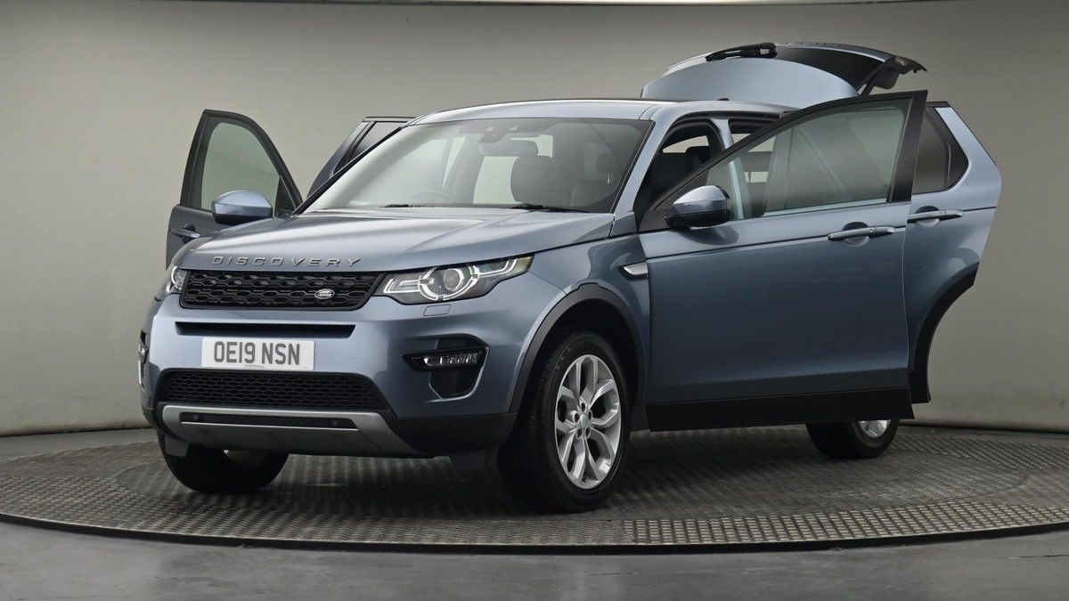 More views of Land Rover Discovery Sport