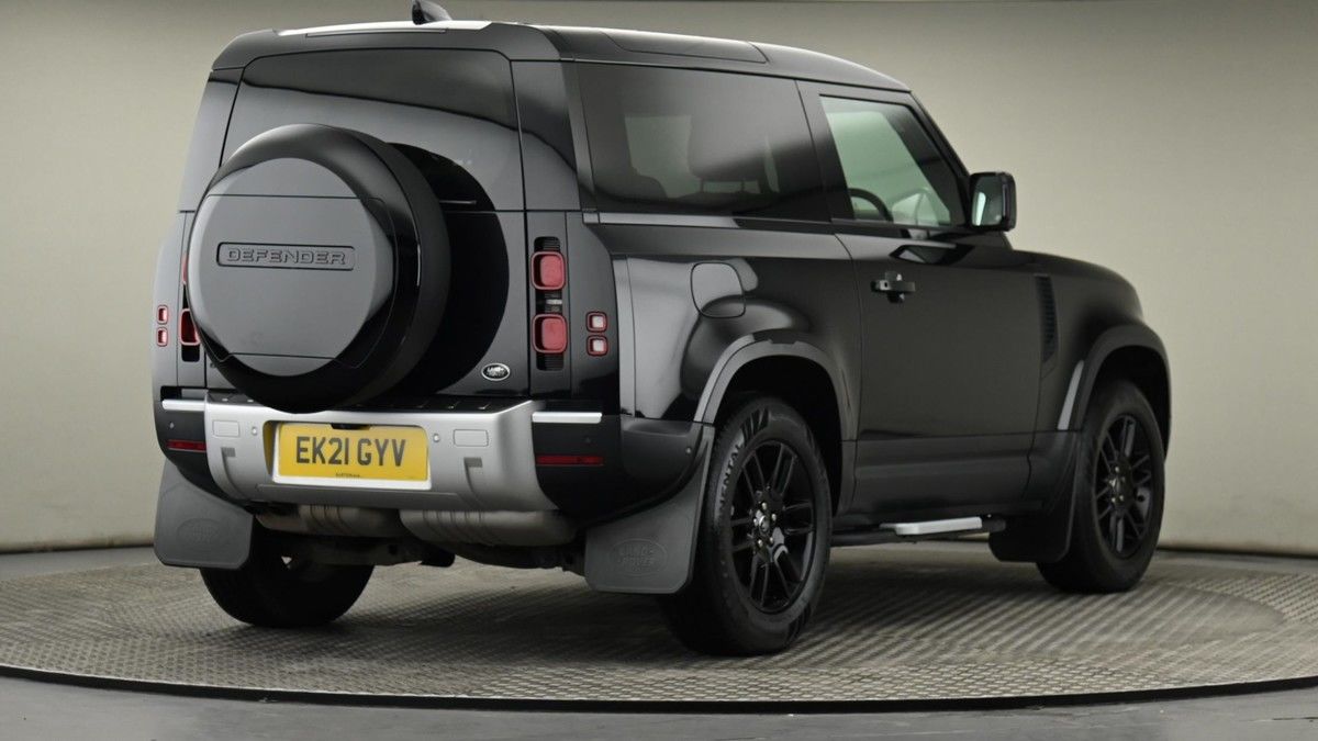 Land Rover Defender 90 Image 26