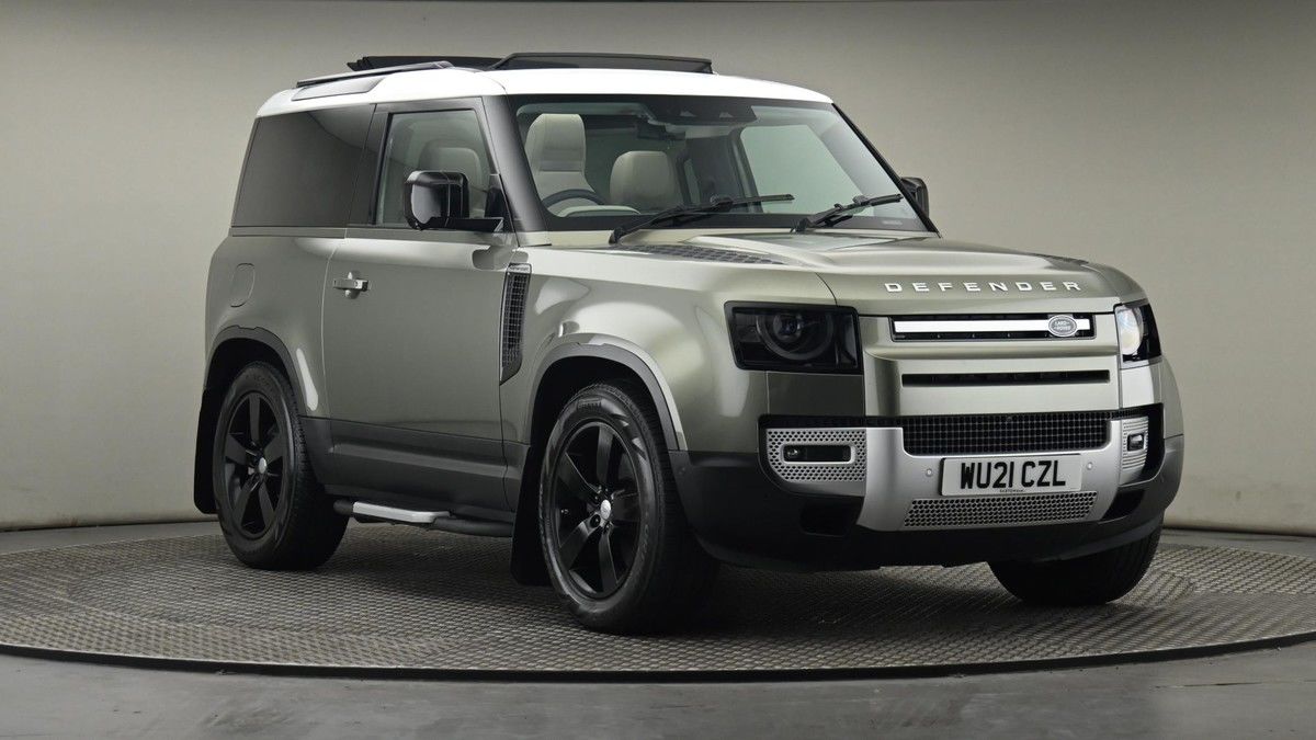 Land Rover Defender 90 Image 2