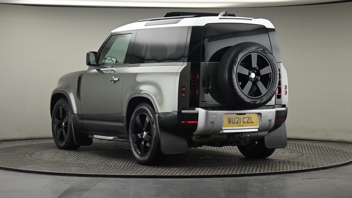 More views of Land Rover Defender 90