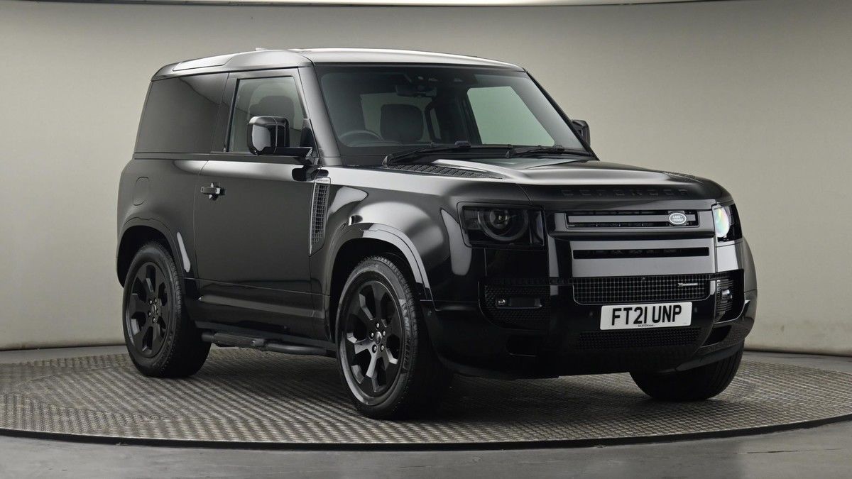 More views of Land Rover Defender 90