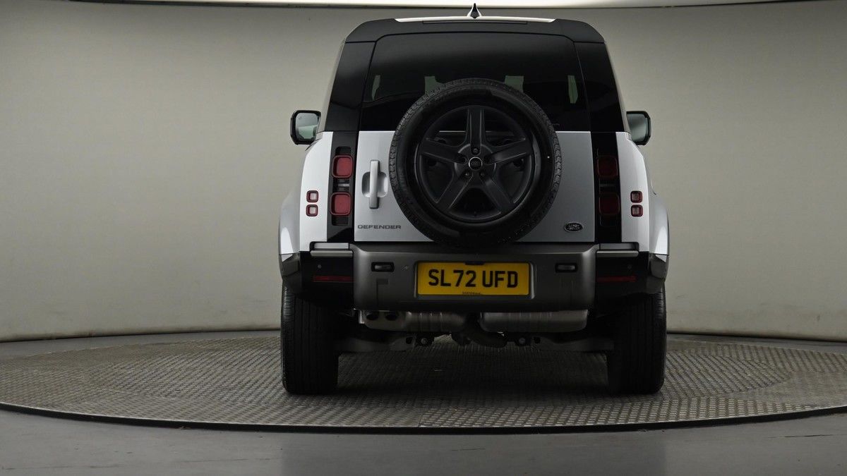 Land Rover Defender 90 Image 25