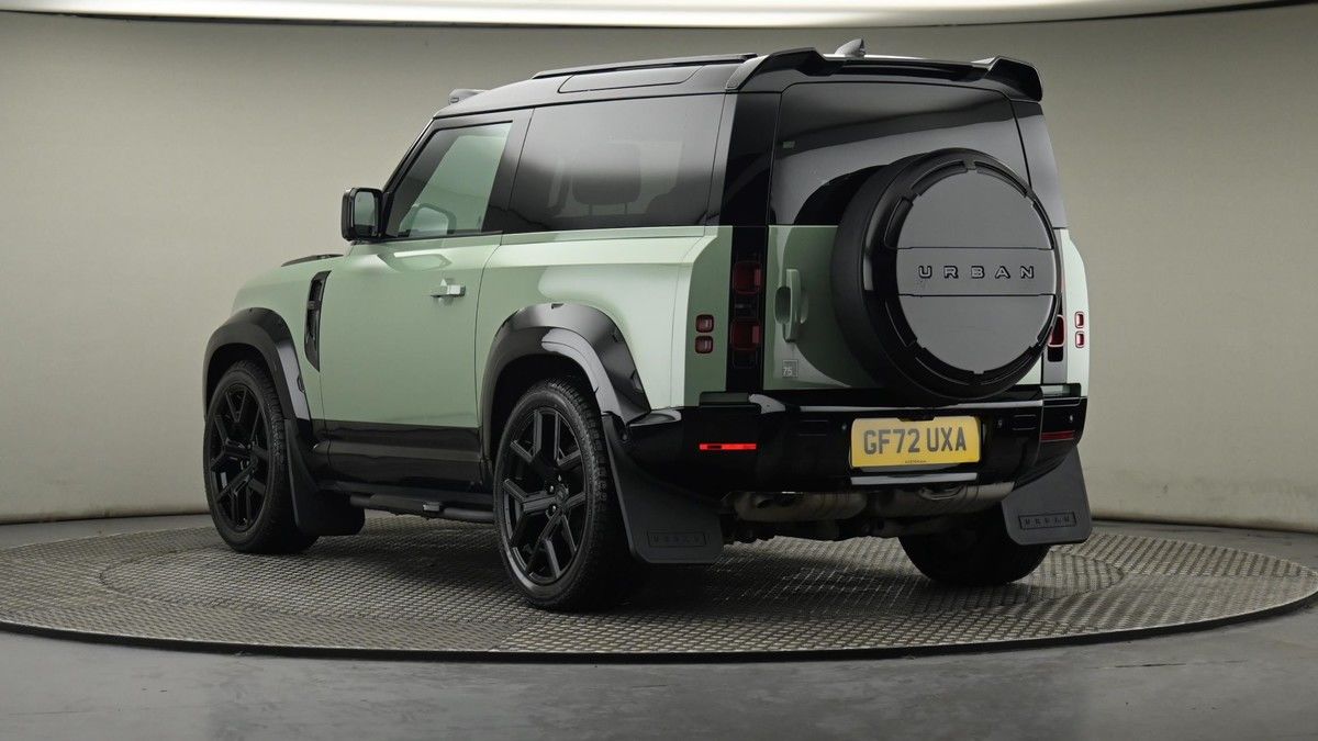 Land Rover Defender 90 Image 24