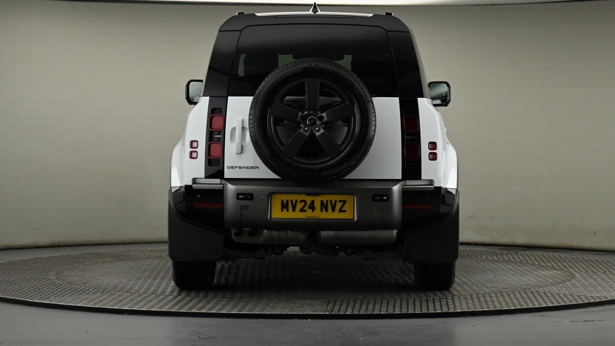 Land Rover Defender 90 Image 25