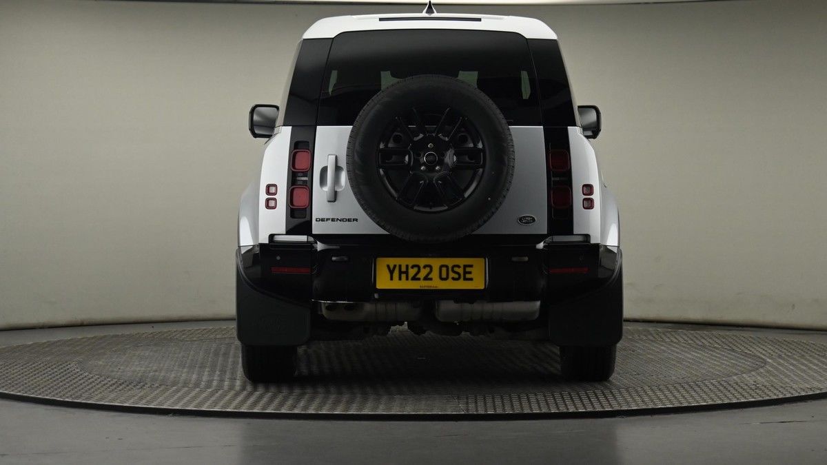 Land Rover Defender 90 Image 25