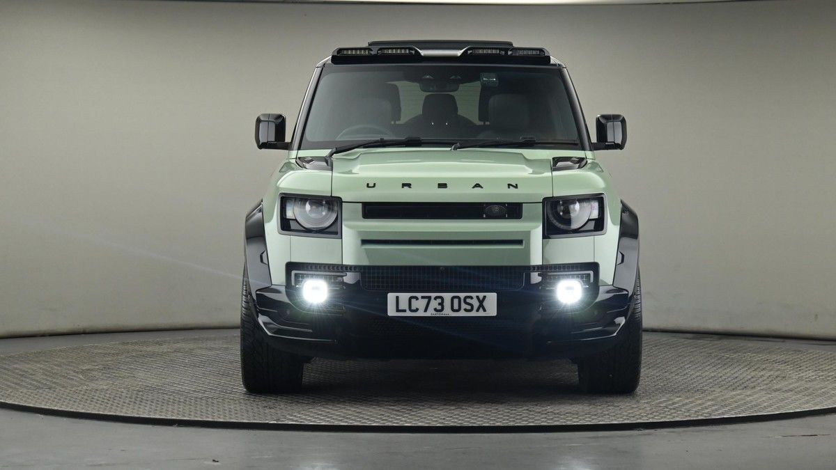 Land Rover Defender 90 Image 21