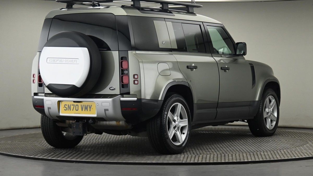 More views of Land Rover Defender 110