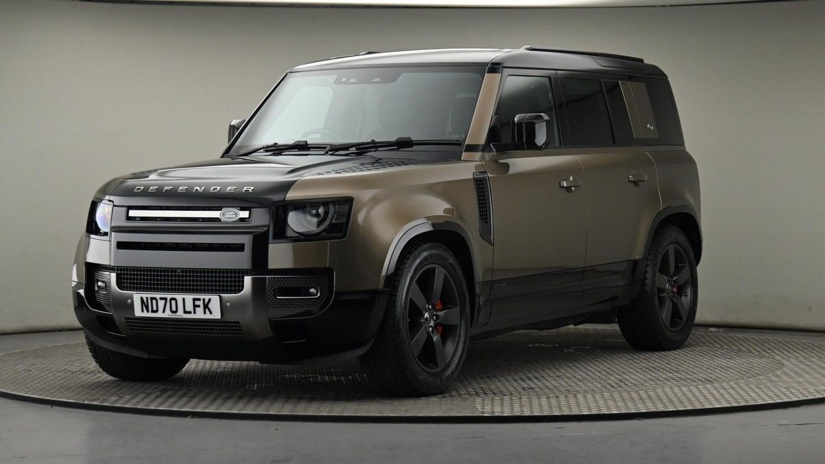 More views of Land Rover Defender 110