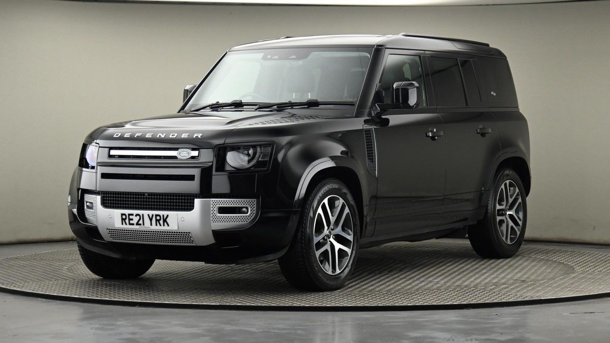 Land Rover Defender 110 Image 22