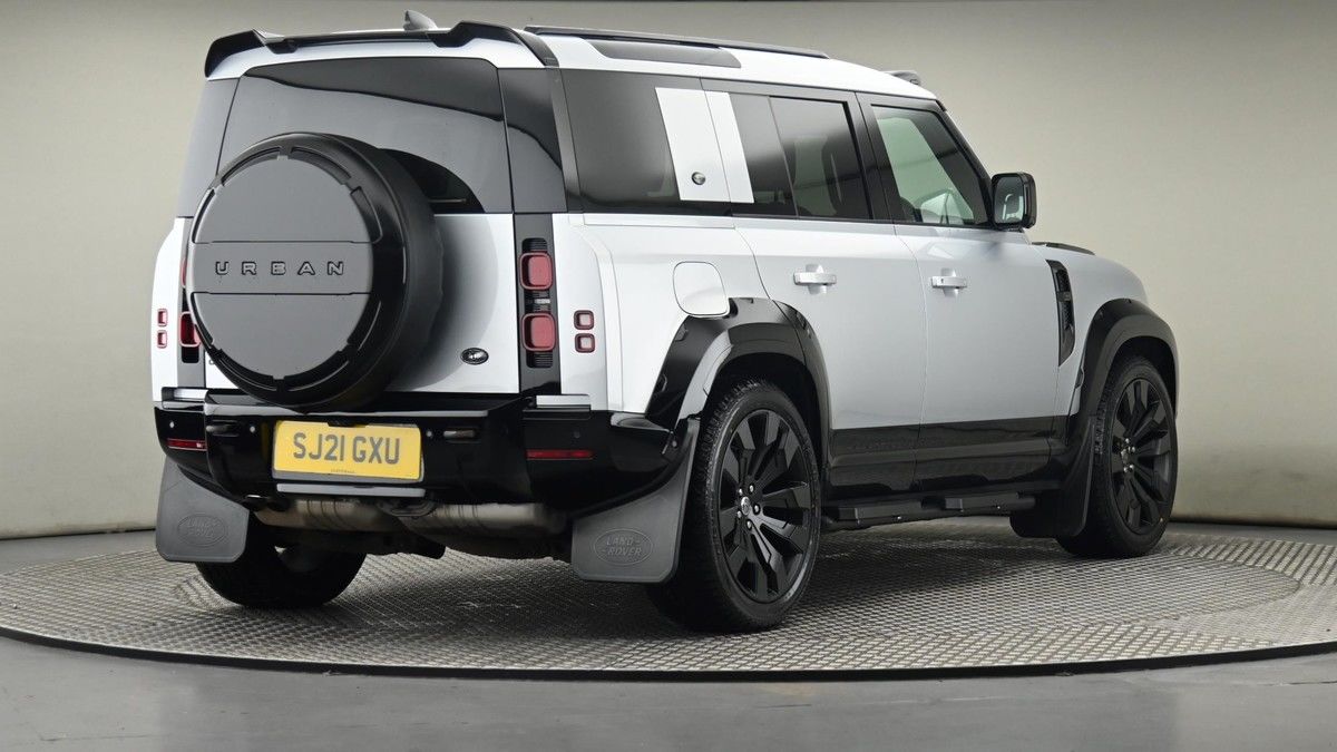 2021 Land Rover Defender 110 3.0 D300 MHEV X-Dynamic HSE Auto 4WD Euro ...