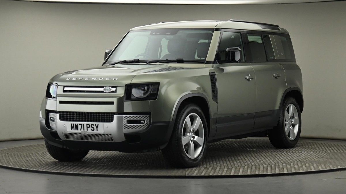 Land Rover Defender 110 Image 22