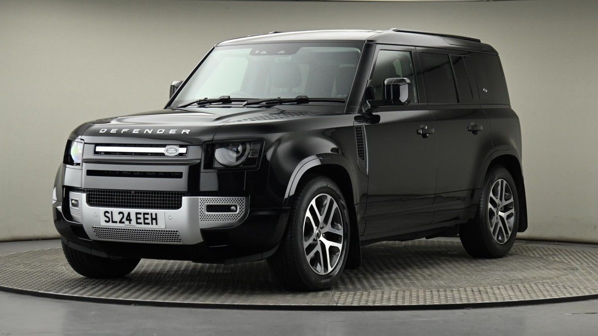 Land Rover Defender 110 Image 22