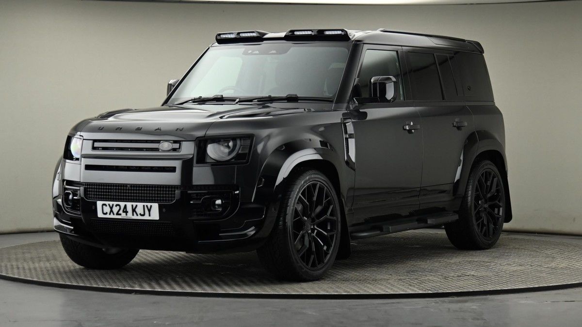 Land Rover Defender 110 Image 22