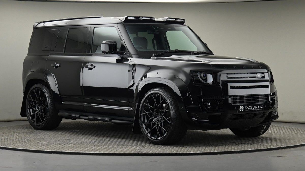 Land Rover Defender 110 Image 20