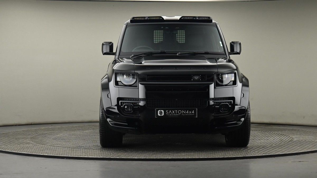 Land Rover Defender 90 Image 21