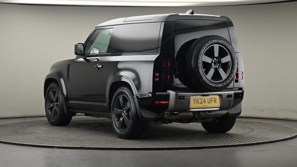 More views of Land Rover Defender 90