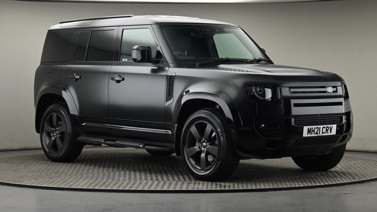 Land Rover Defender 110 Image 18