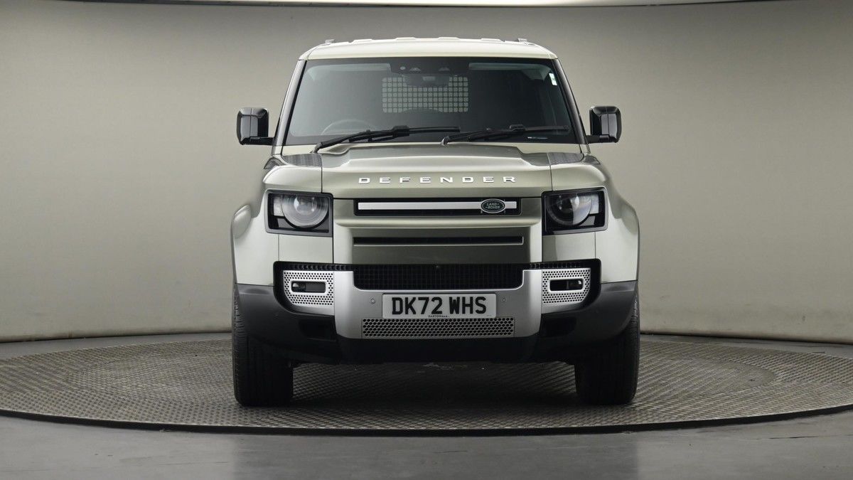 Land Rover Defender 110 Image 42