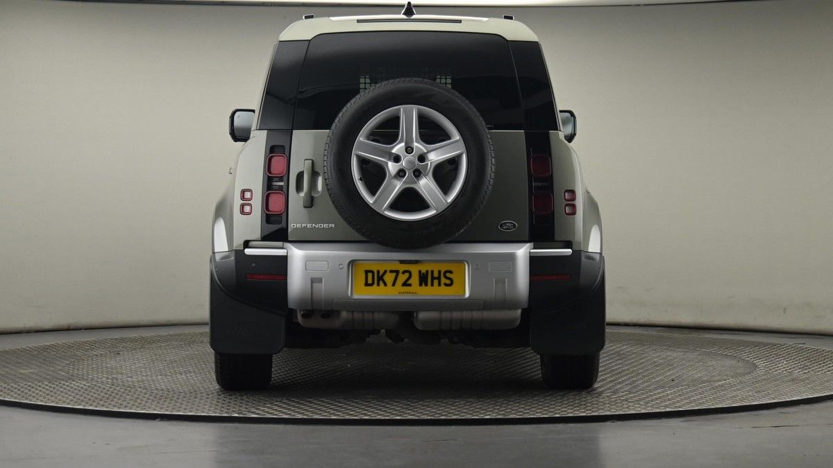 Land Rover Defender 110 Image 50