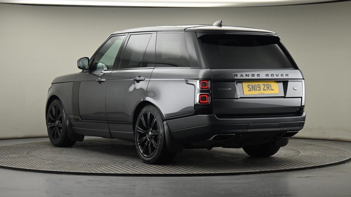 More views of Land Rover Range Rover