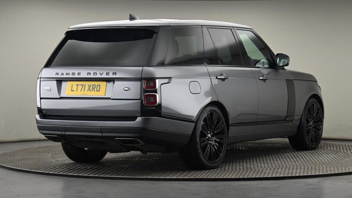 More views of Land Rover Range Rover