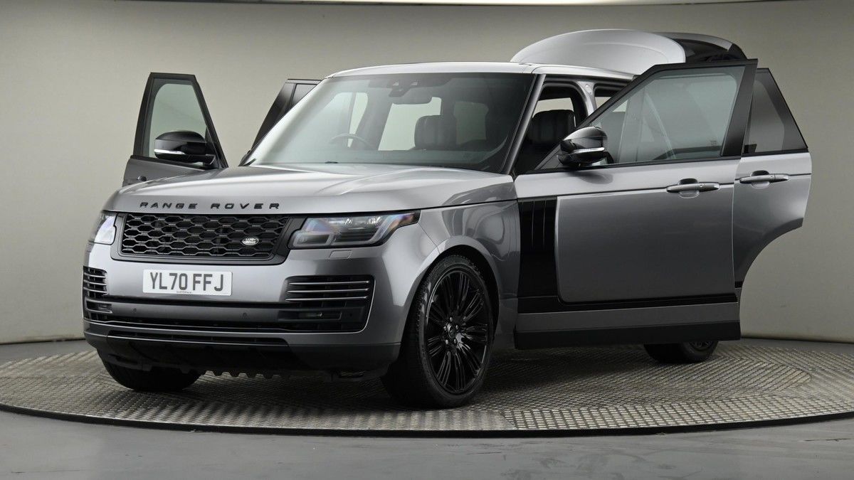 More views of Land Rover Range Rover