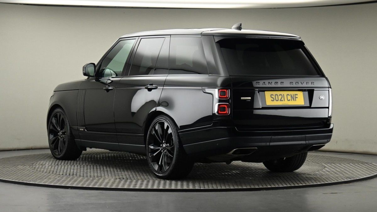 More views of Land Rover Range Rover