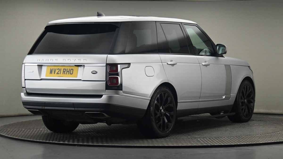 More views of Land Rover Range Rover