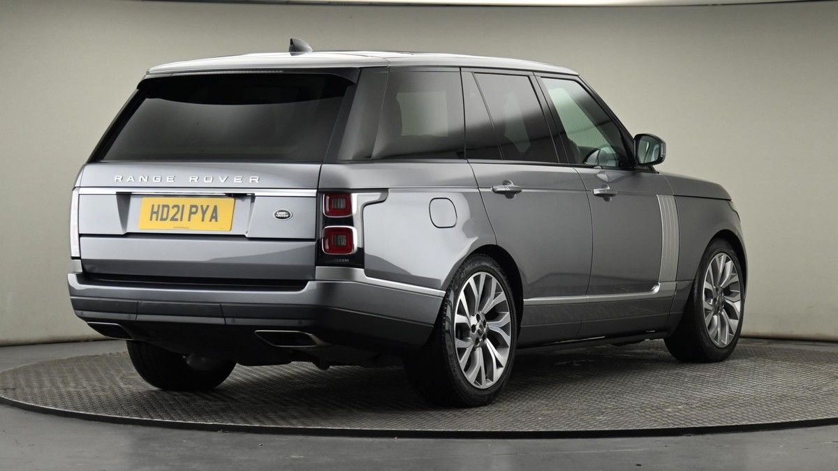 More views of Land Rover Range Rover