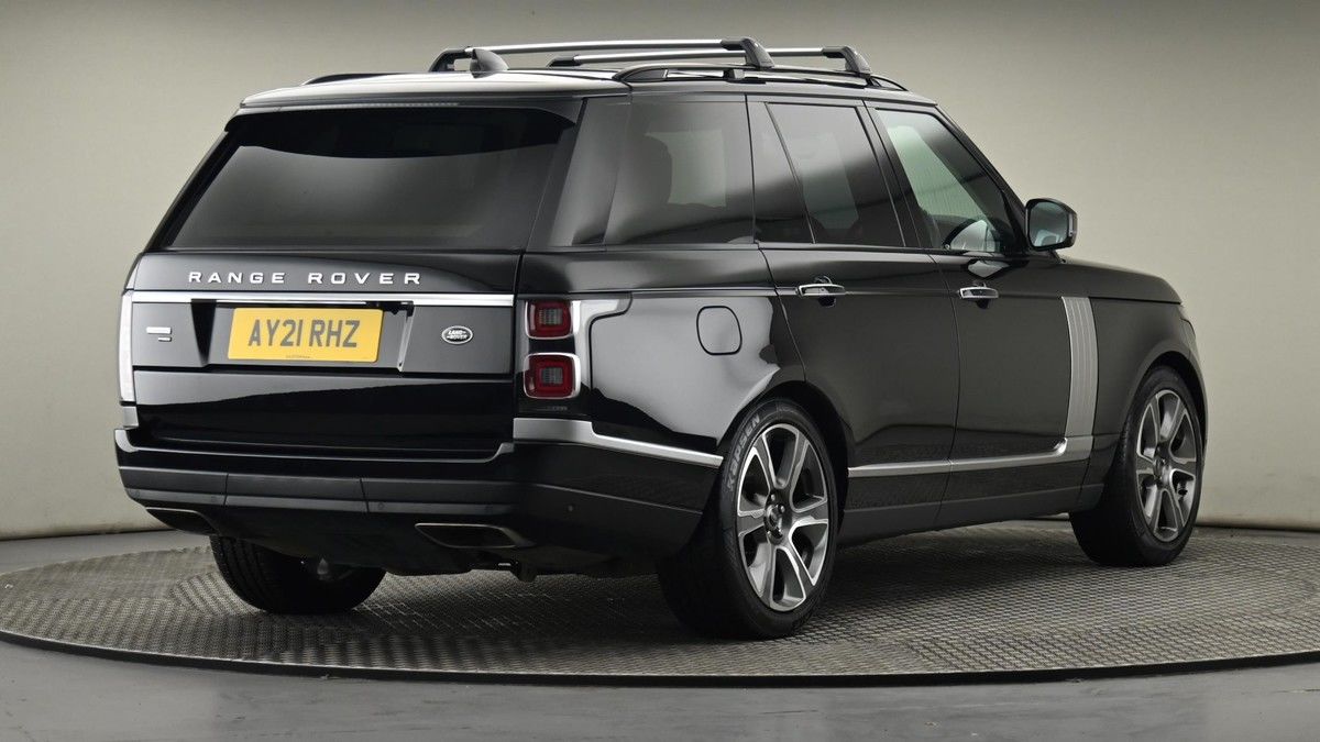 More views of Land Rover Range Rover