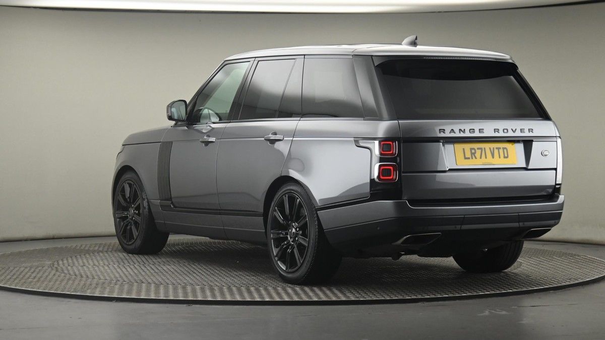 More views of Land Rover Range Rover